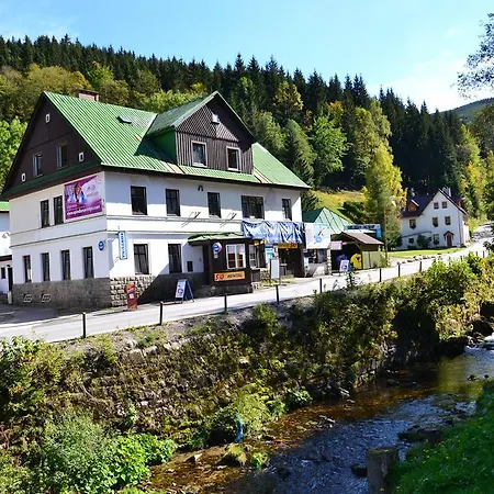 Fortuna 招待所 3*